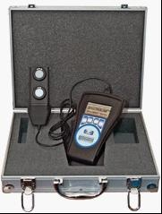 美国Spectonics公司AccuMAX XRP-3000新型数字式紫外/白光两用强度计